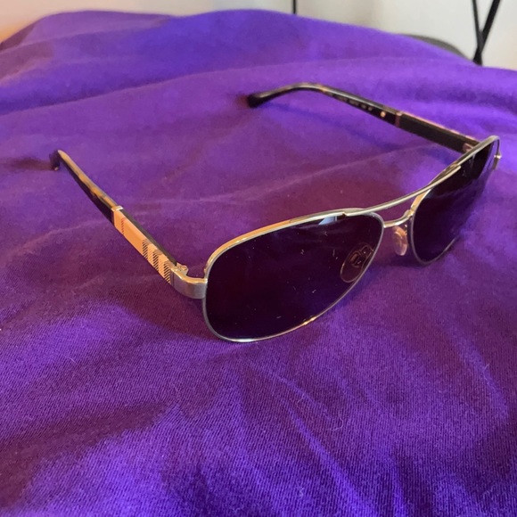 Burberry sunglasses main image 6